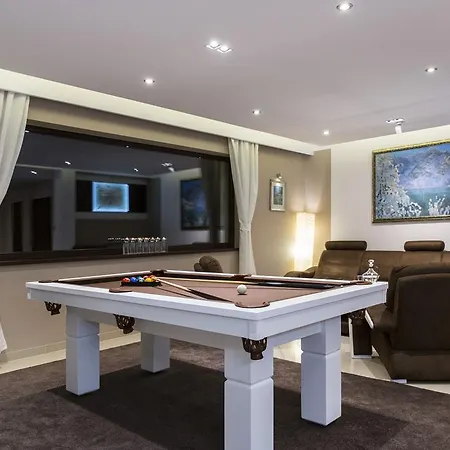 Quality House - Cisza Nad Dolina