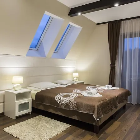 Quality House - Cisza Nad Dolina